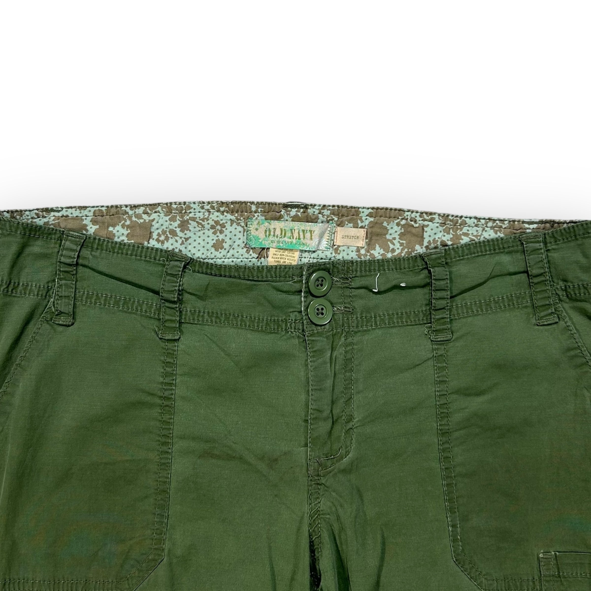 Old Navy Cargo Pants 10