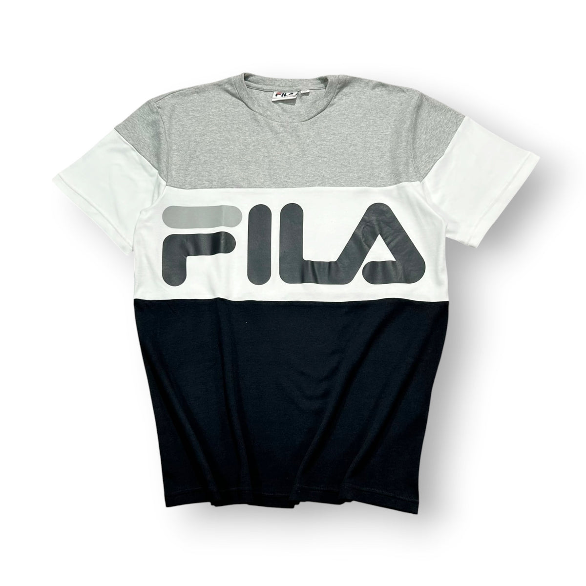 Fila T-Shirt Small