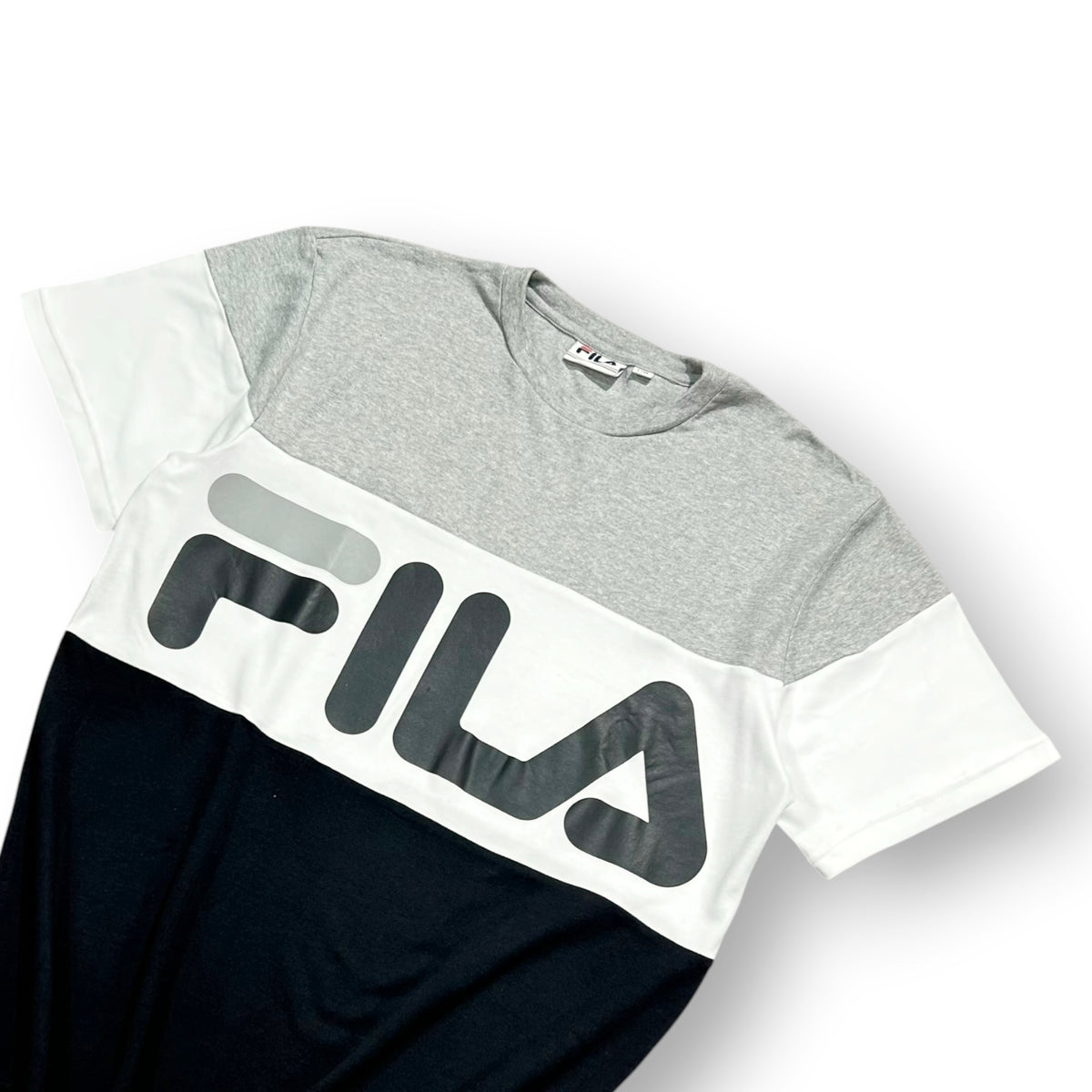 Fila T-Shirt Small