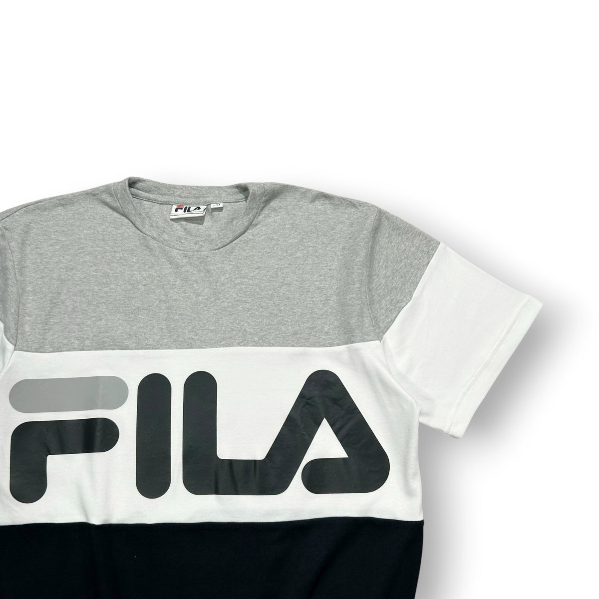 Fila T-Shirt Small