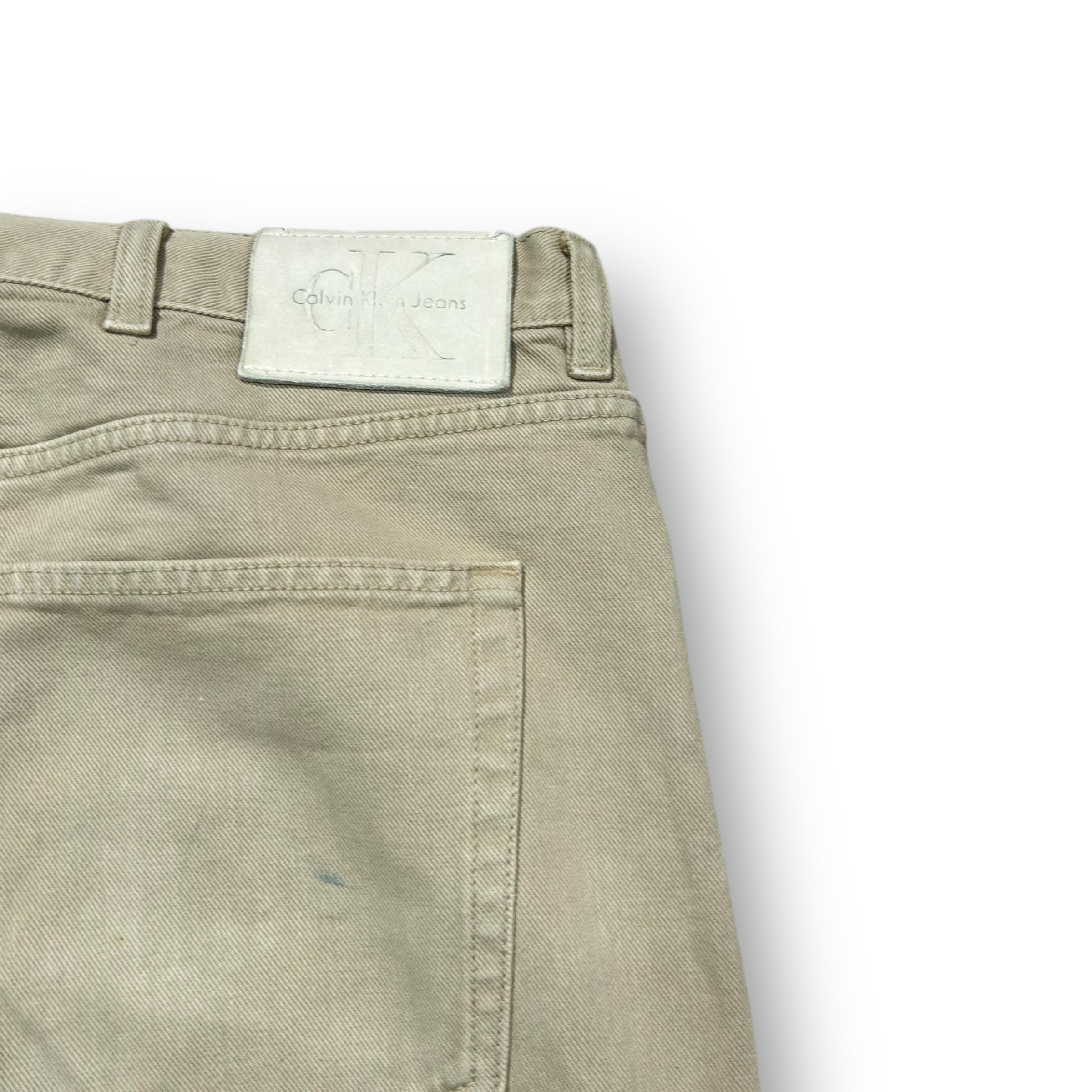 Calvin Klein Jeans 38