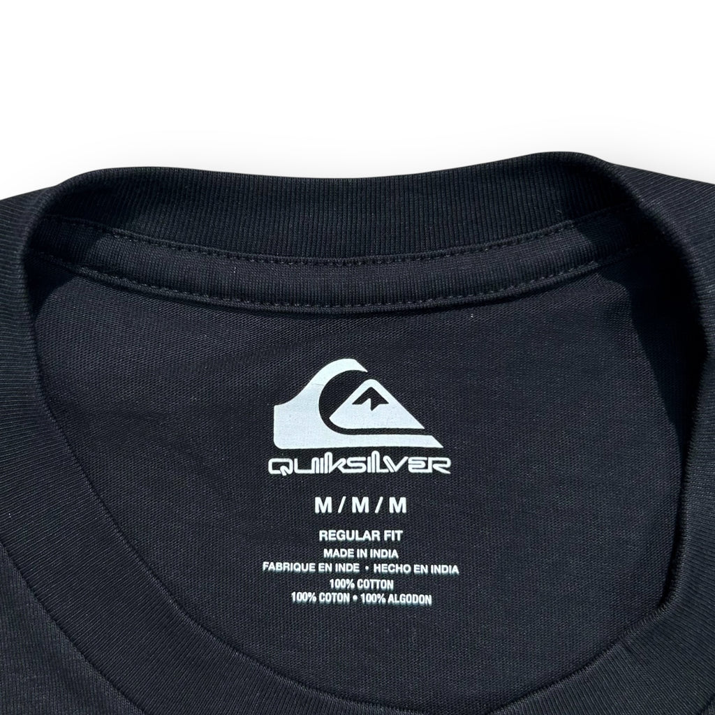 Quiksilver T-shirt Medium