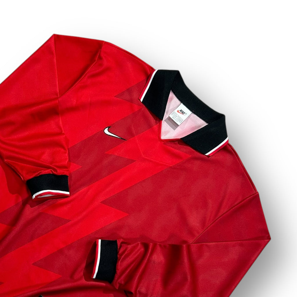 Nike 90s Football T-Shirt Small