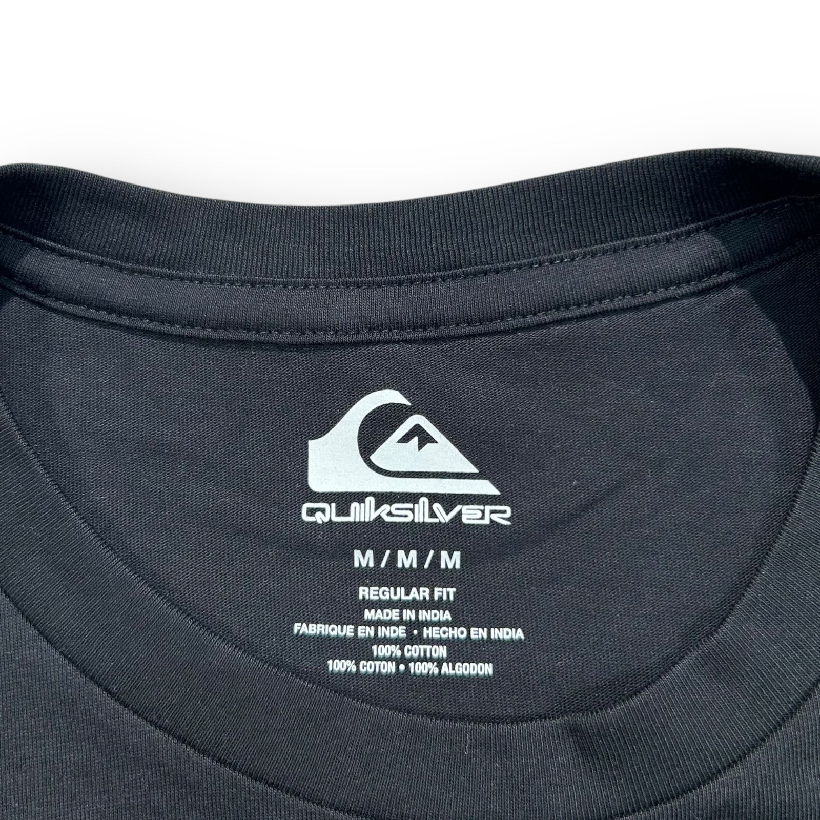 Quiksilver T-shirt Medium