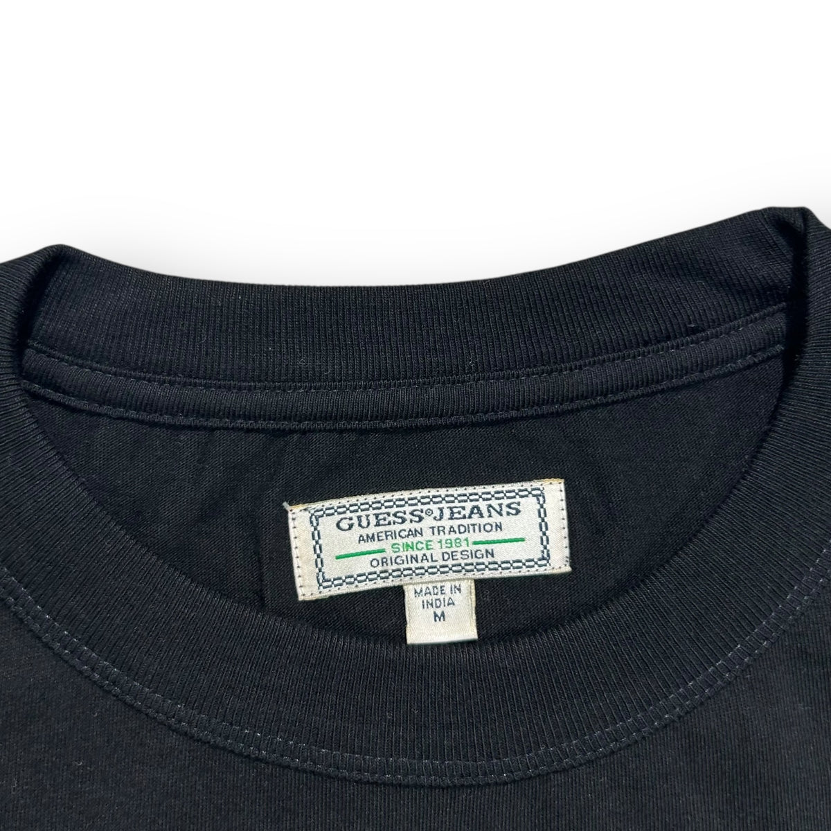 Guess T-shirt Medium