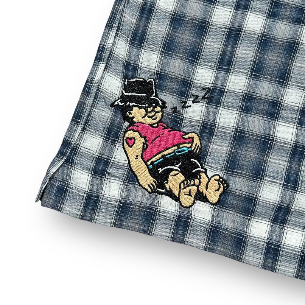 X-Large Shirt Medium