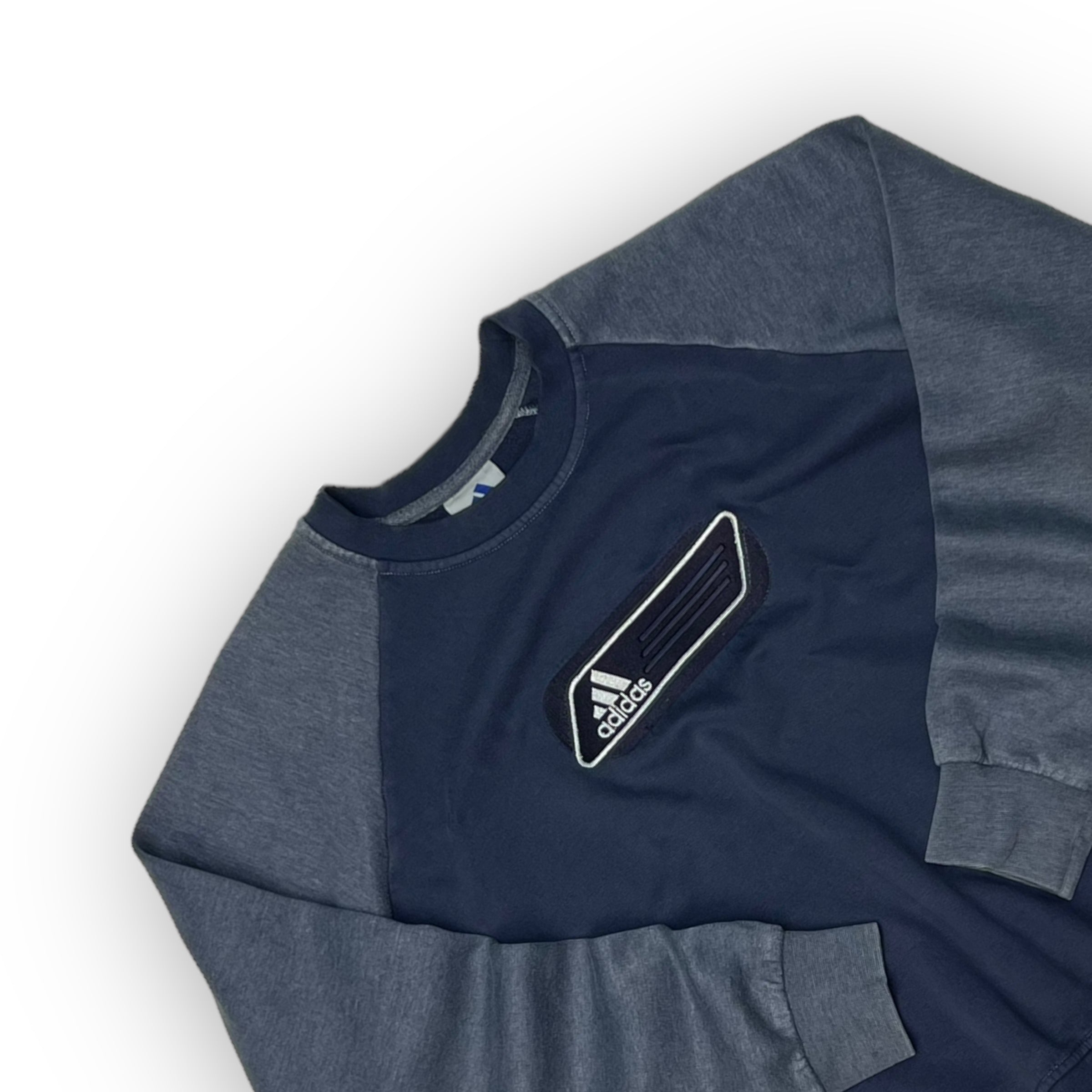 Adidas Sweatshirt Medium